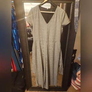 BLACK AND WHITE JUMPSUIT